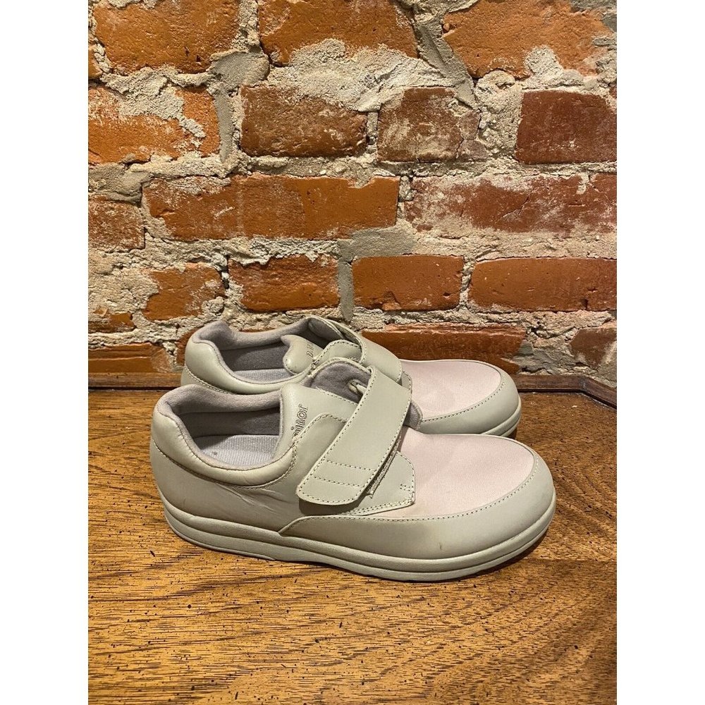 P.W. Minor LEISURE TIME DOUBLE STRAP Men's NEW Casual Shoe Clay color US Size 9